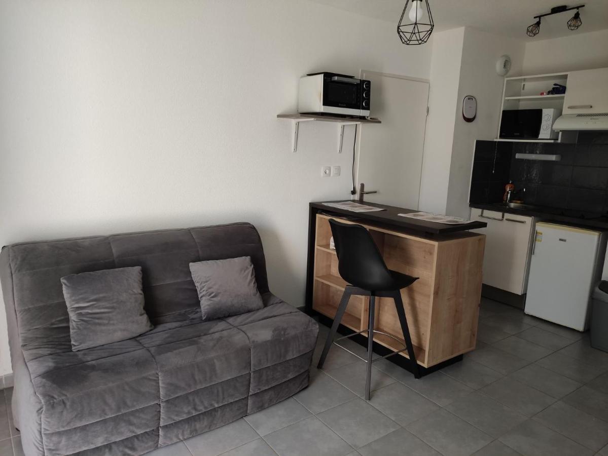 Superbe Appartement En Rez-De-Jardin A Лантон Экстерьер фото