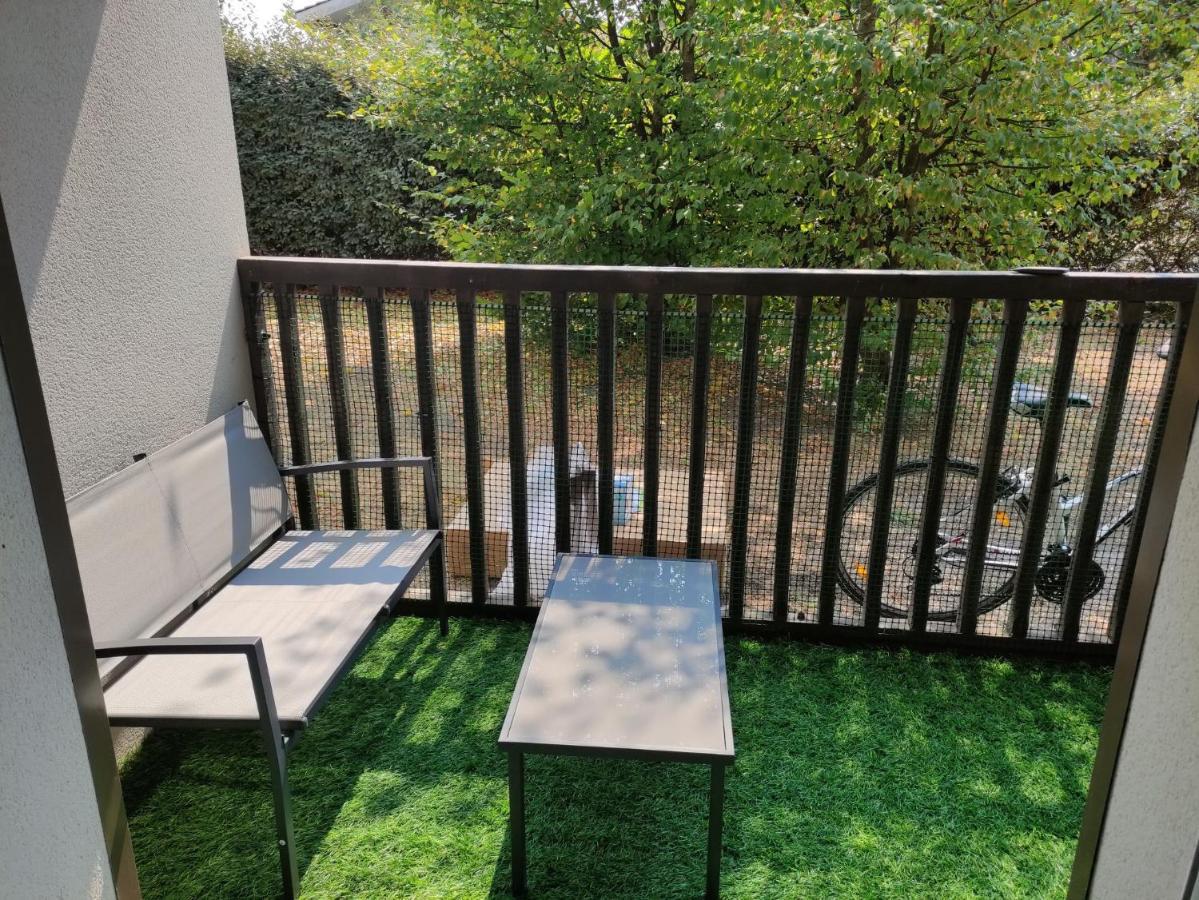 Superbe Appartement En Rez-De-Jardin A Лантон Экстерьер фото