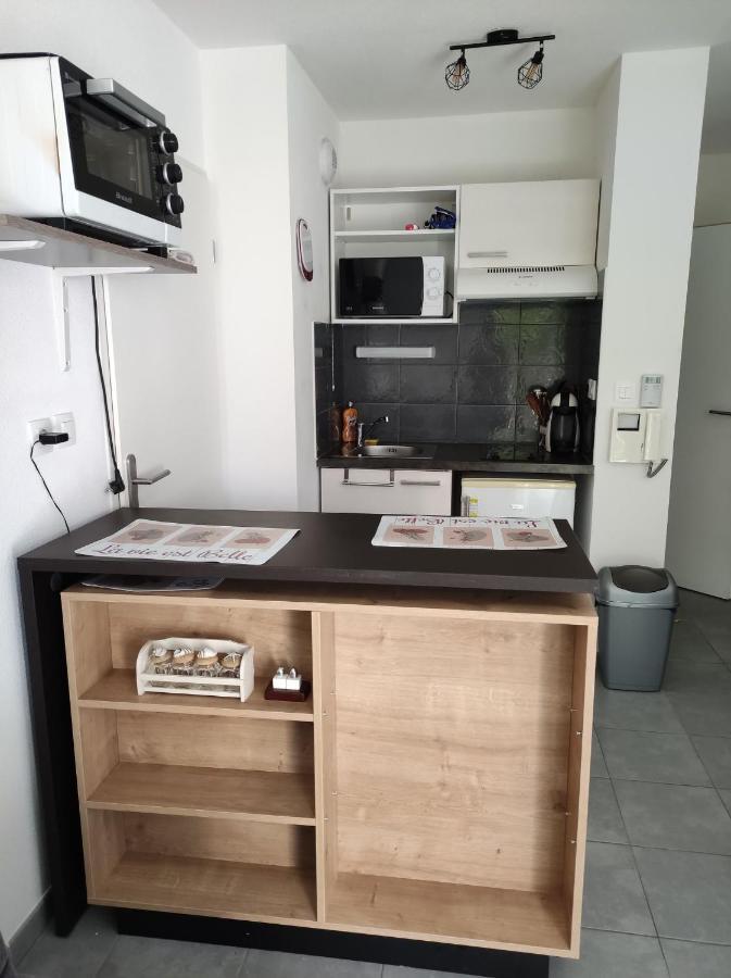 Superbe Appartement En Rez-De-Jardin A Лантон Экстерьер фото
